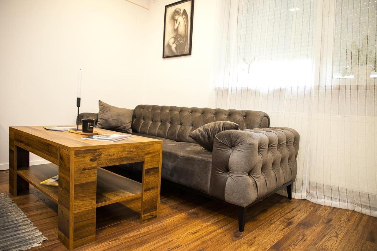 Studio Apartman Avenija *** Slavonski Brod Exterior foto